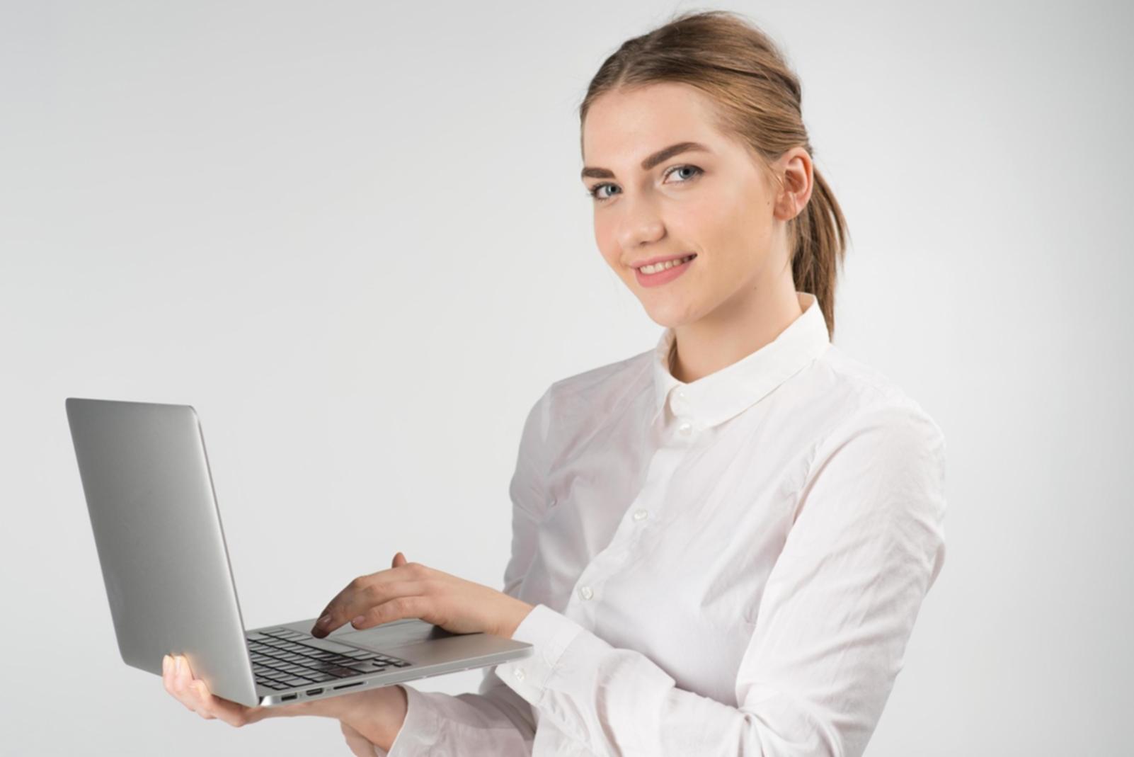 Social casino game interface showcase